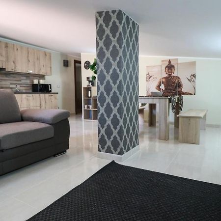 Zen Home Сиракуза Екстериор снимка