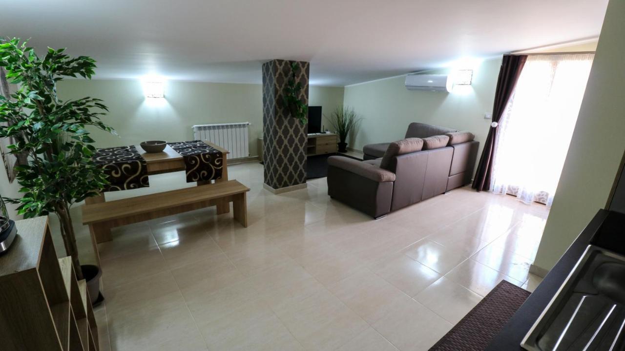Zen Home Сиракуза Екстериор снимка