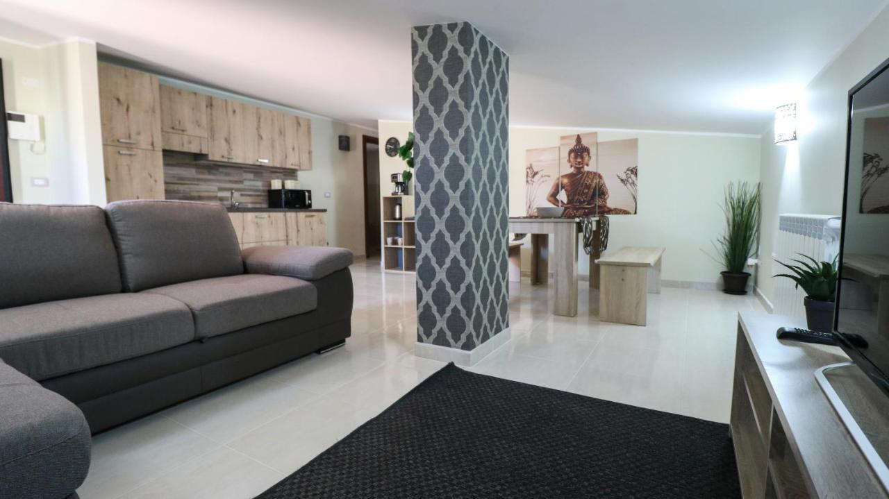 Zen Home Сиракуза Екстериор снимка